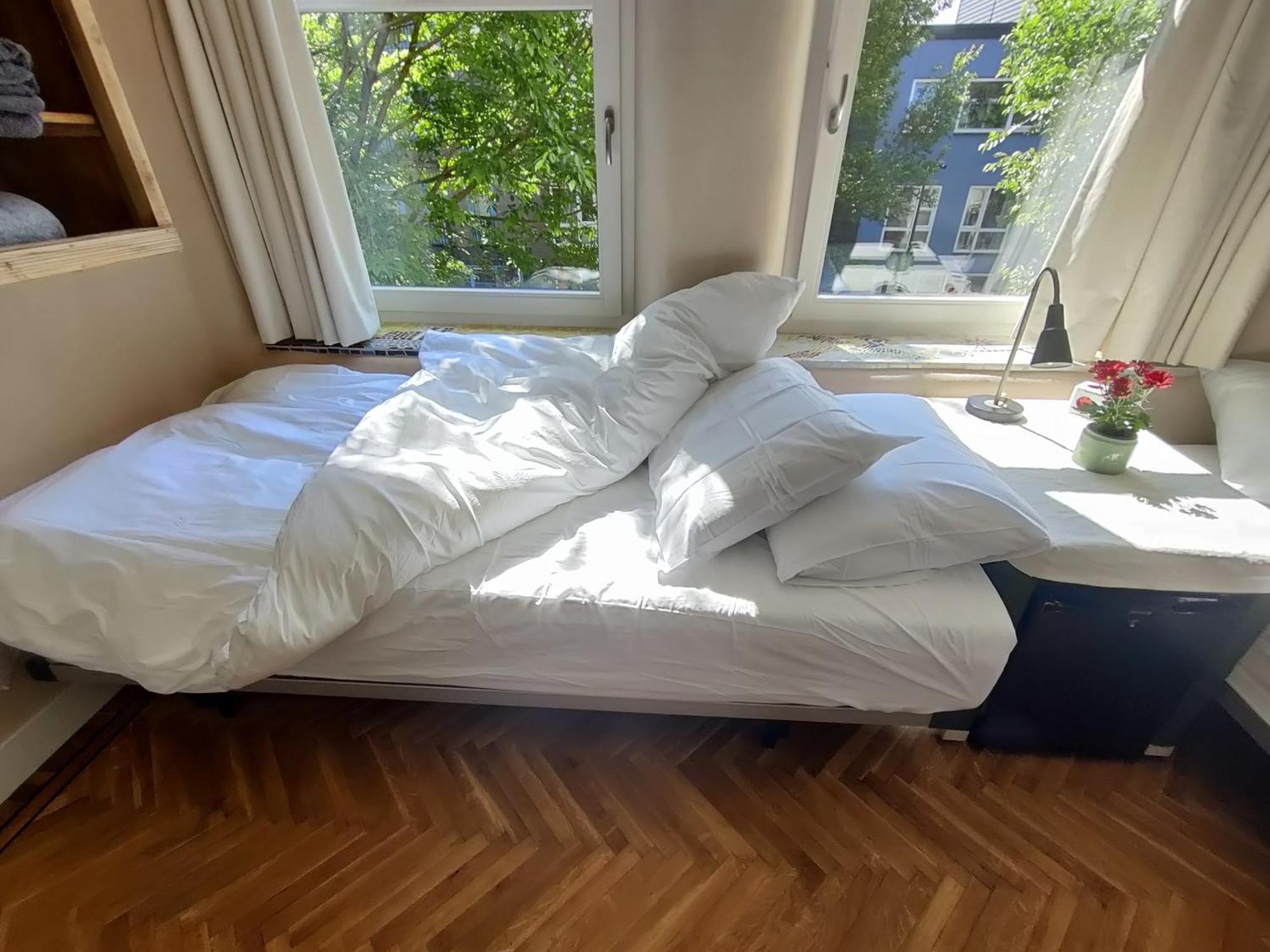 B&B House Of Straw Amsterdam Dış mekan fotoğraf